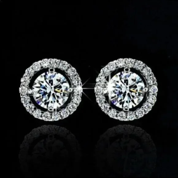 Luxury White Zircon Sterling Silver Stud Earrings, wow Earrings, cute Earrings. - Picture 2 of 5